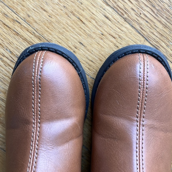 Boots - Picture 5 of 6